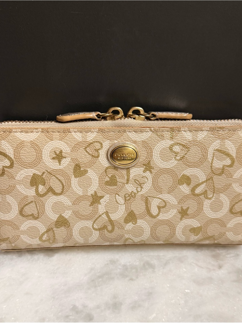 Coach Waverly Signature Hearts Accordion Zip Wallet š¤ - Picture 11 of 14